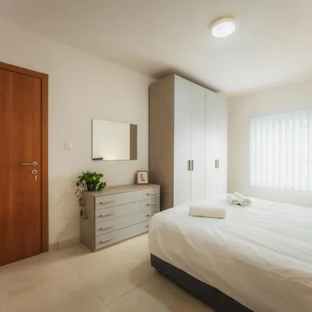 New Spacious Fgura By Sf Homes Tal-Liedna