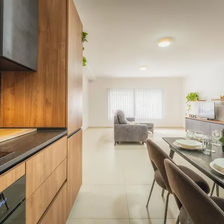 New Spacious Fgura By Sf Homes Apartment Tal-Liedna