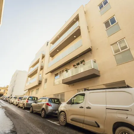 New Spacious Fgura By Sf Homes Apartment *