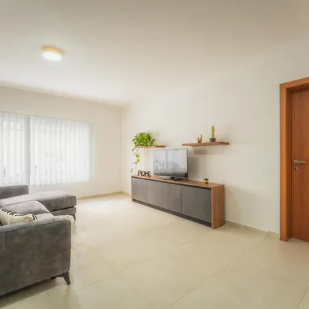 Apartment New Spacious Fgura By Sf Homes Tal-Liedna