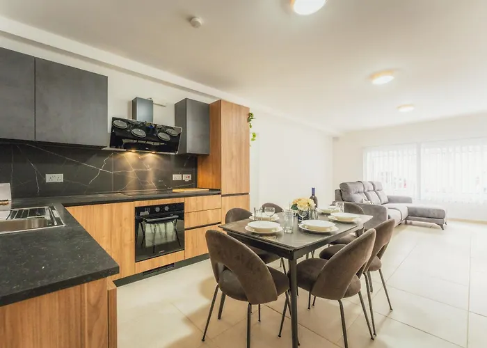 New Spacious Fgura By Sf Homes *