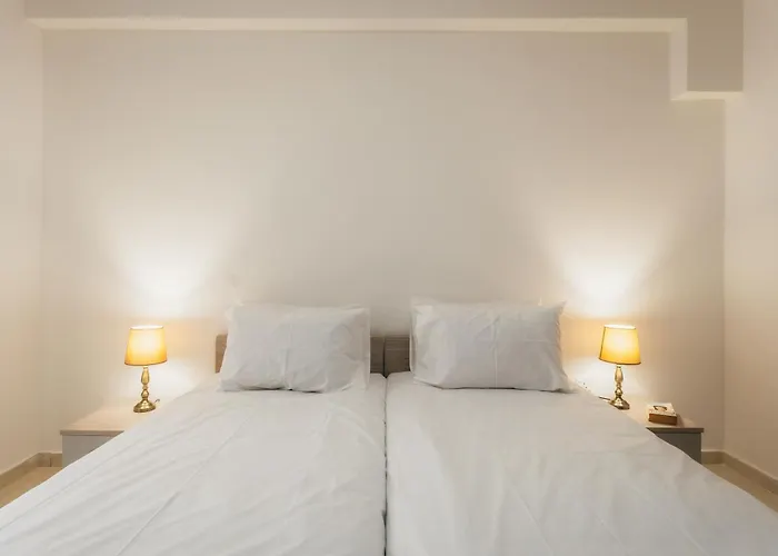 아파트 New Spacious Fgura By Sf Homes