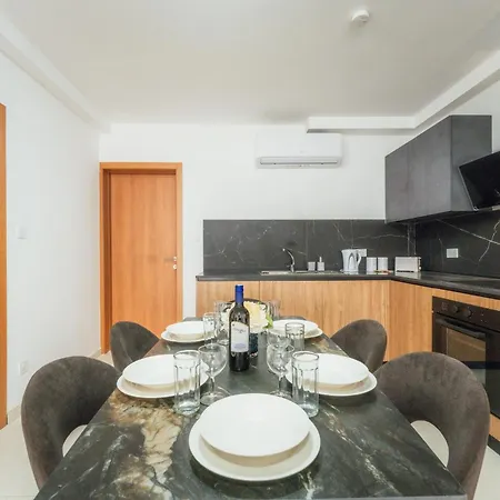 New Spacious Fgura By Sf Homes Appartamento *