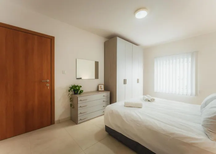 New Spacious Fgura By Sf Homes Tal-Liedna