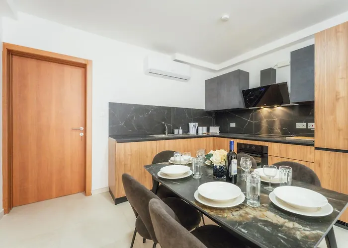 New Spacious Fgura By Sf Homes *